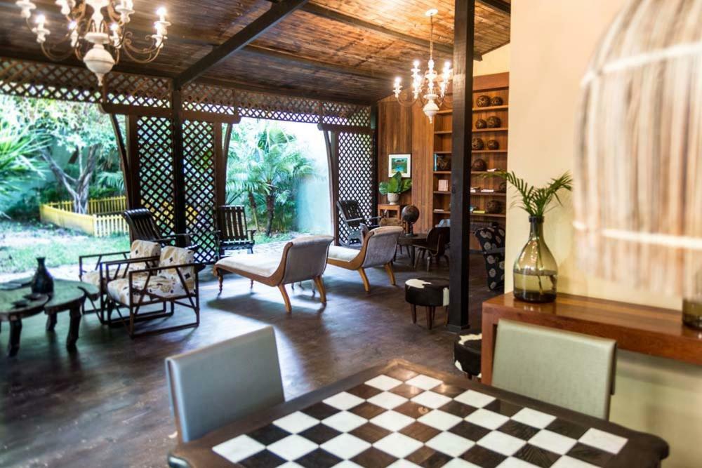 Lara Hotel 阿奎拉兹 外观 照片