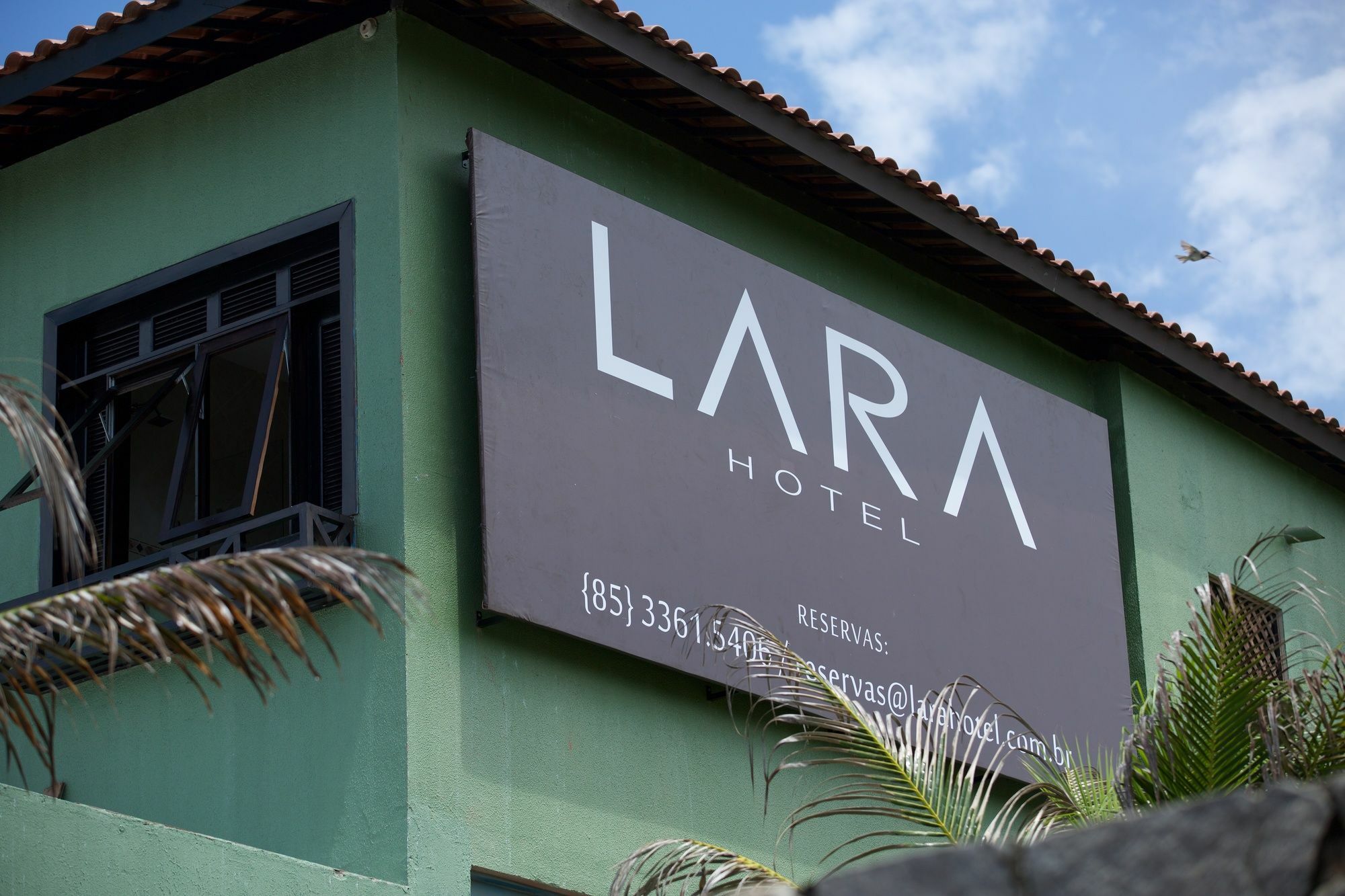 Lara Hotel 阿奎拉兹 外观 照片